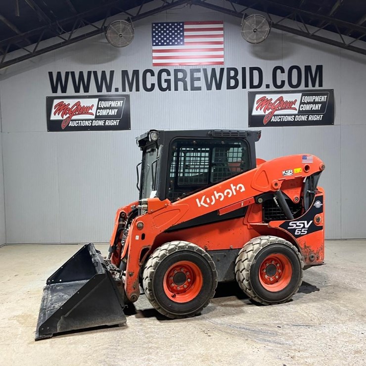 2022 KUBOTA SSV65