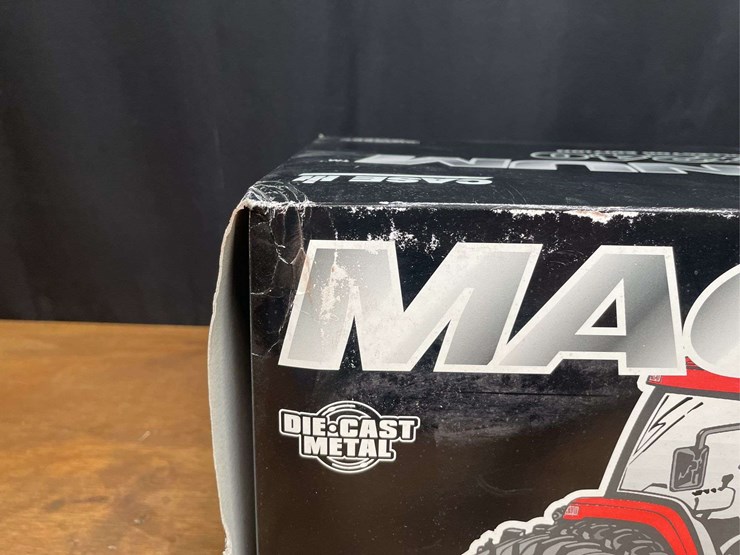 1/16-case-ih-magnum-mx240-collector-nib-ertl-image-12