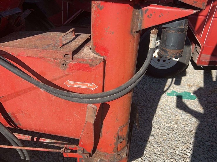 case-ih-1350-image-11