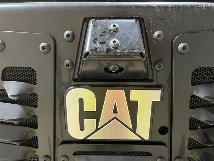 2024-caterpillar-255-skid-steer-loader-image-16