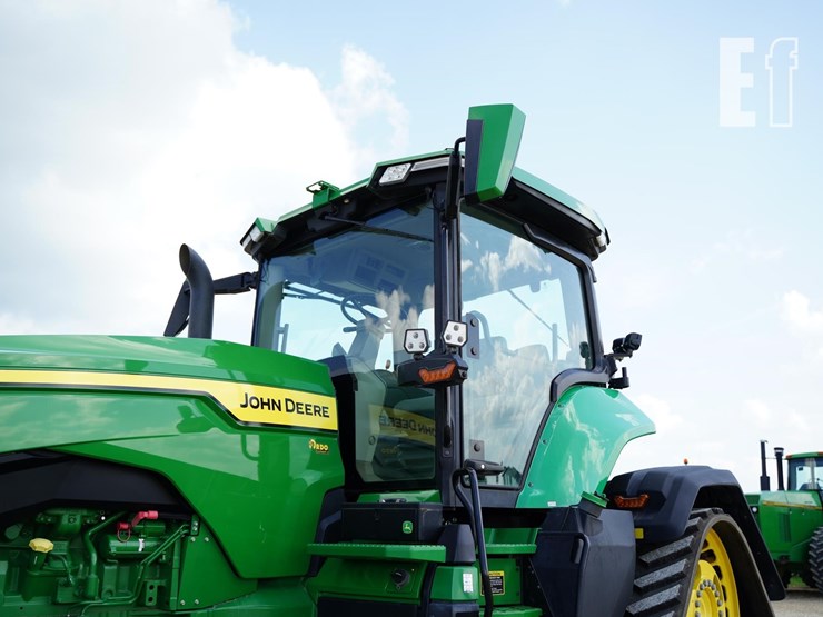 2021-john-deere-8rx-310-image-10