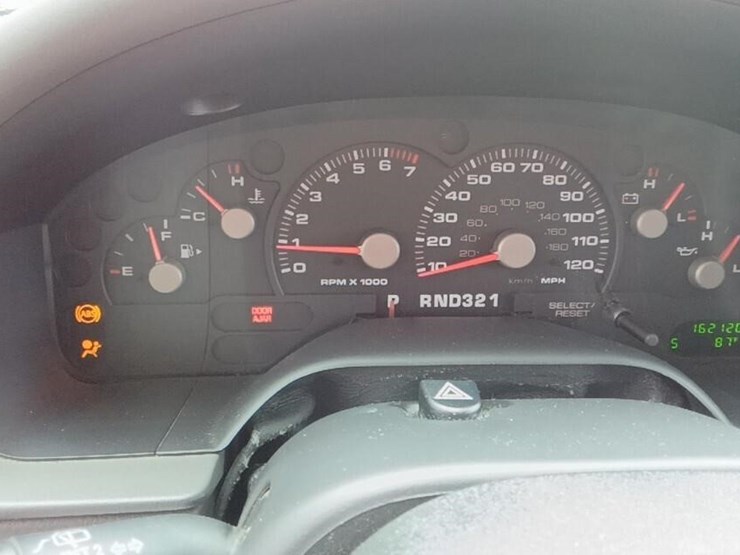 2003-ford-explorer-image-6