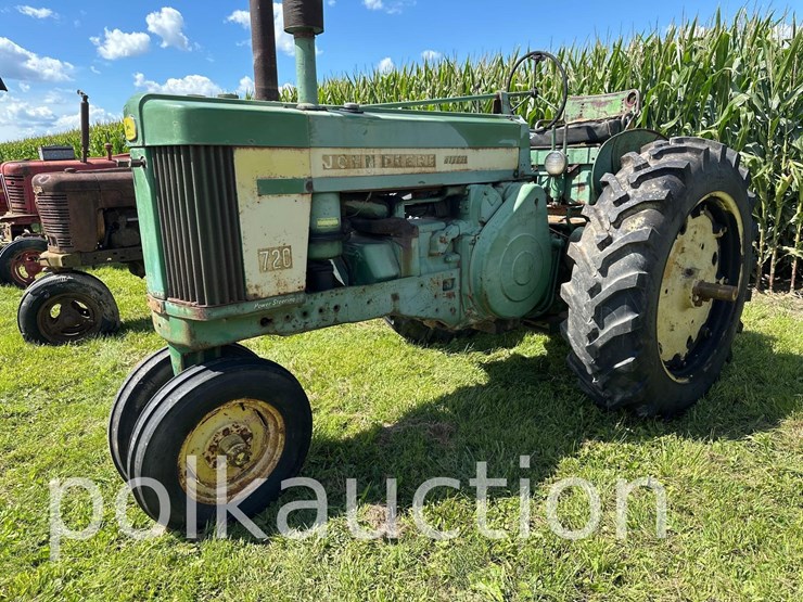 john-deere-720-image-3