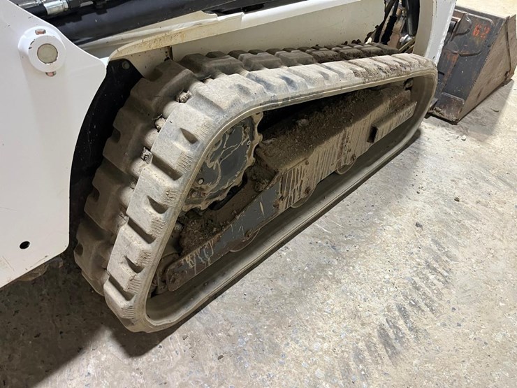 2019-bobcat-t450-image-17