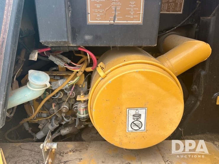 1996-caterpillar-953c-image-36