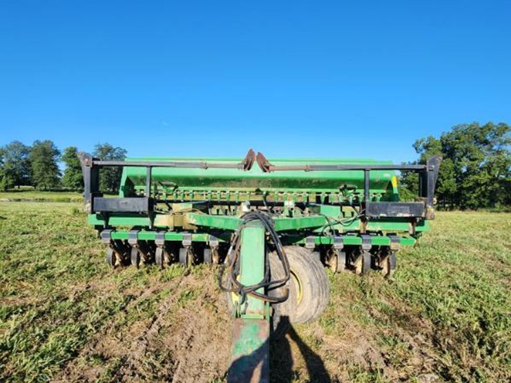 john-deere-750-image-4