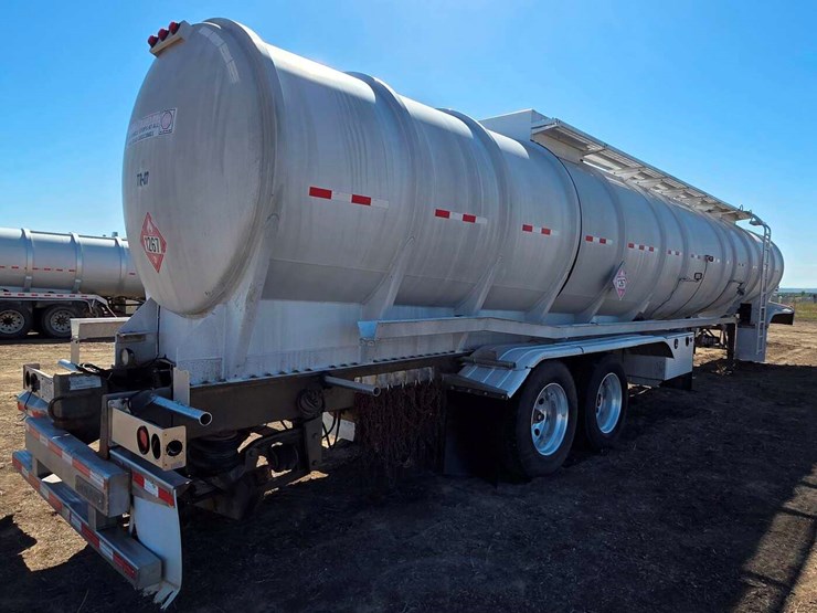2012-polar-tanker-image-3