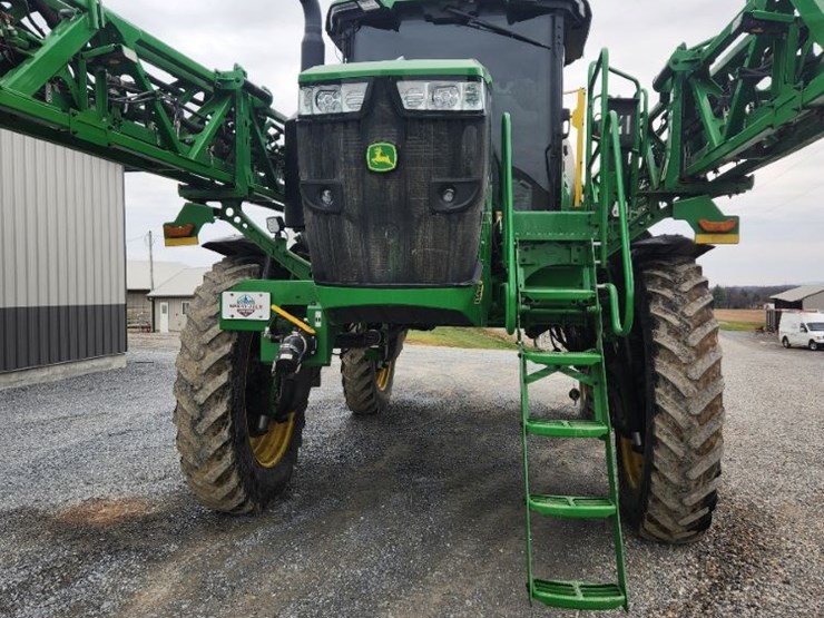 2023-john-deere-616r-image-2