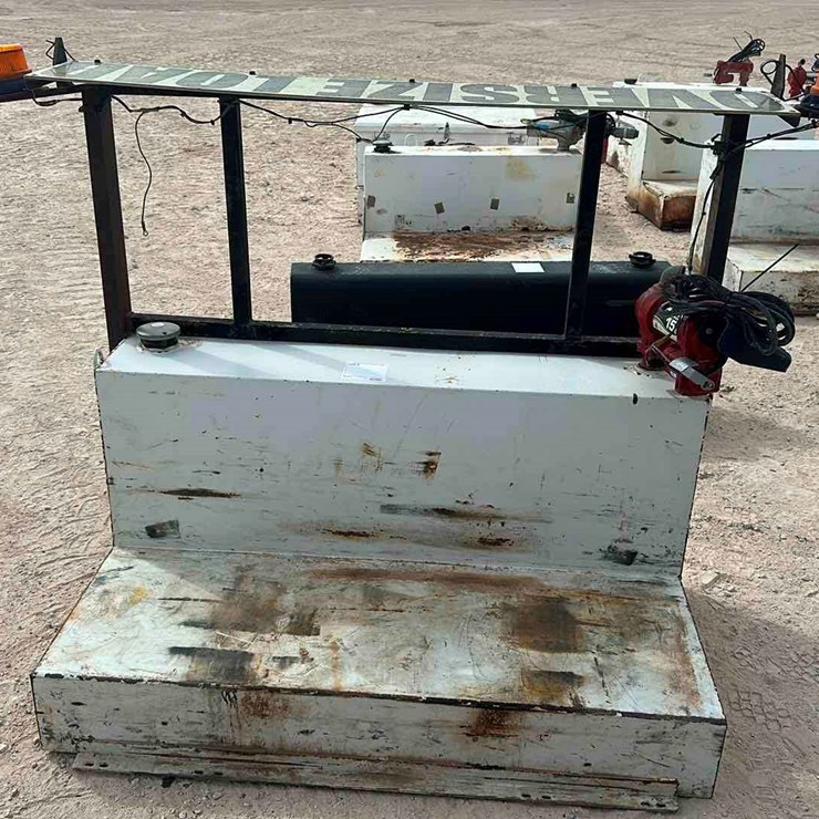 100 GAL FUEL TANK W/PUMP