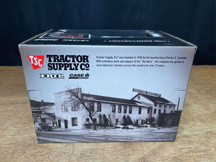 1/16-farmall-m-tsc-75th-anniversary-nib-ertl-image-5