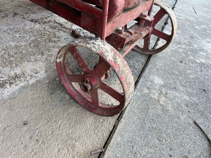 international-harvester-lb-engine-image-20