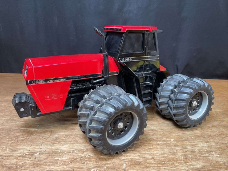 1/16-case-ih-4994-collector-nib-ertl-image-3