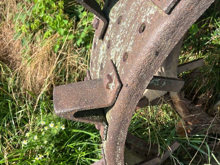 oliver-cut-off-steel-wheels-image-2