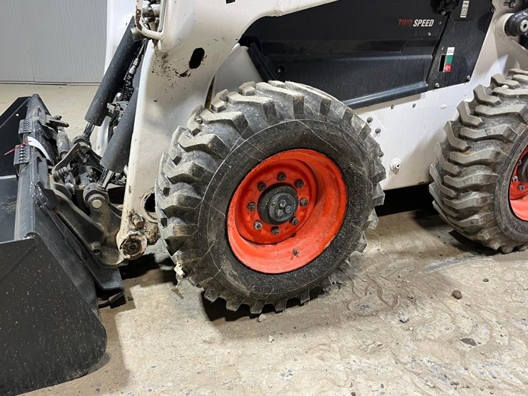 2022-bobcat-s76-image-12