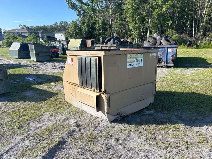 6-yard-commercial-dumpster-image-2