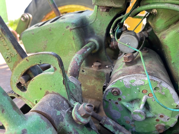 john-deere-720-image-25