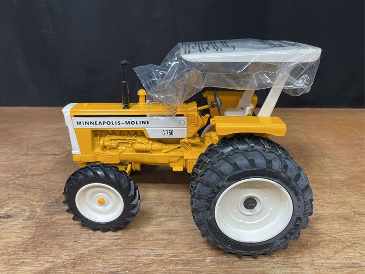 1/16-mm-g750-1994-nfts-nib-ertl-image-5