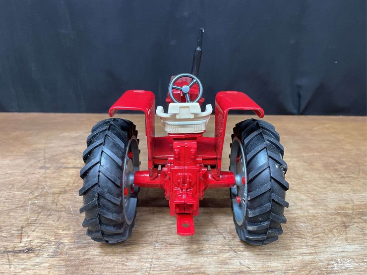 1/16-ih-856-1996-sfts-nib-ertl-image-6