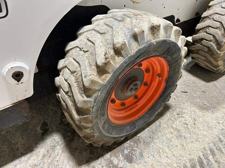 2021-bobcat-s740-image-15