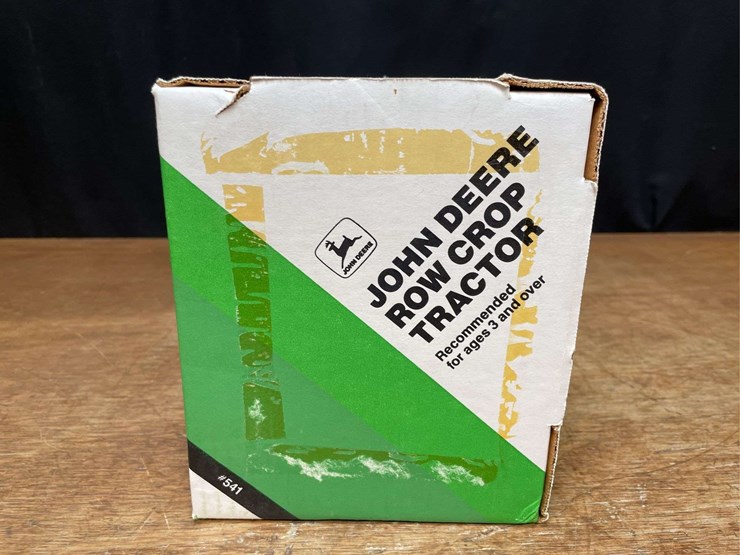 1/16-john-deere-4450-nib-ertl-image-4