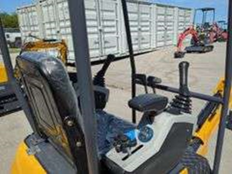 2025-cfg-xz20r-mini-excavator,-unused,-see-details-for-video-image-8