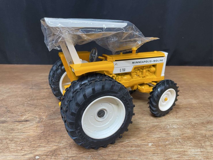 1/16-mm-g750-1994-nfts-nib-ertl-image-10