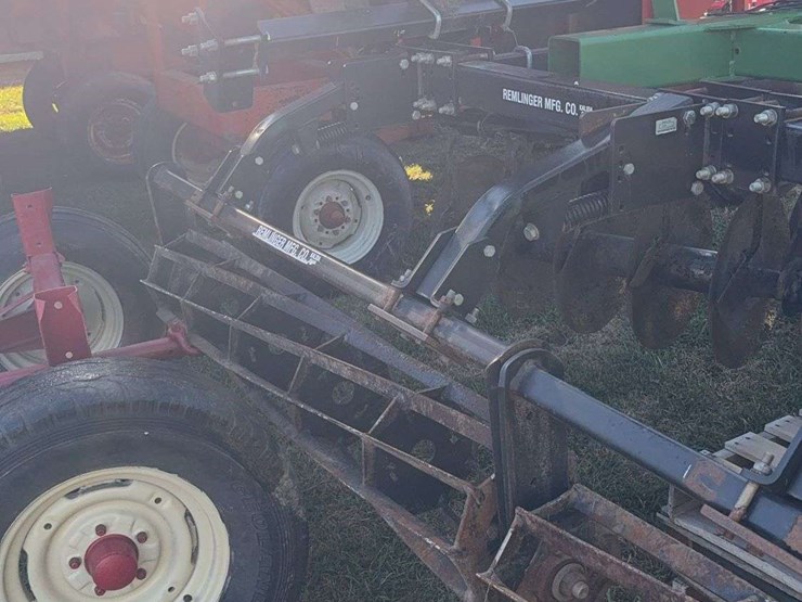 john-deere-630-image-12