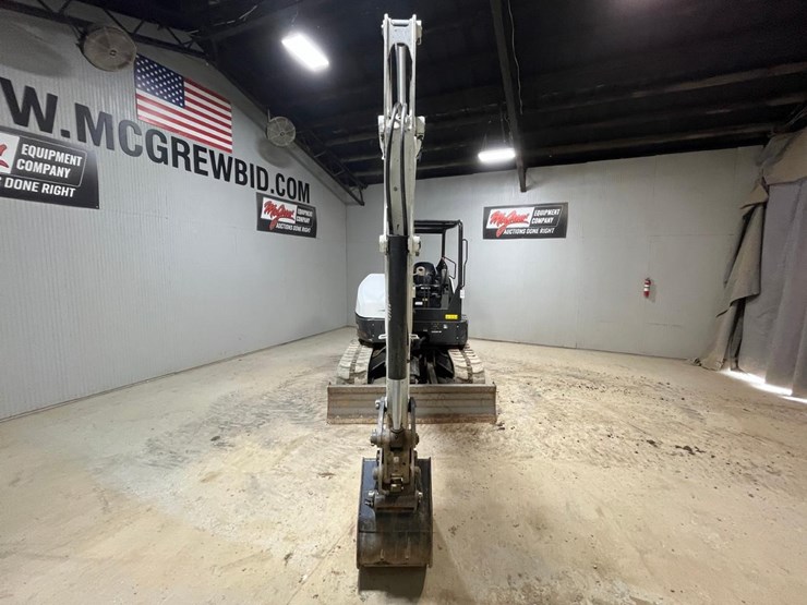2023-bobcat-e60-image-8