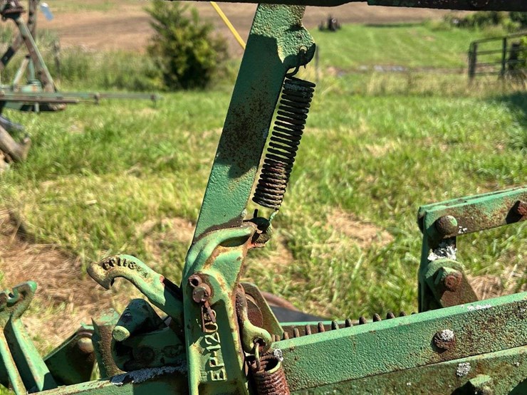 oliver-1-bottom-plow-image-8