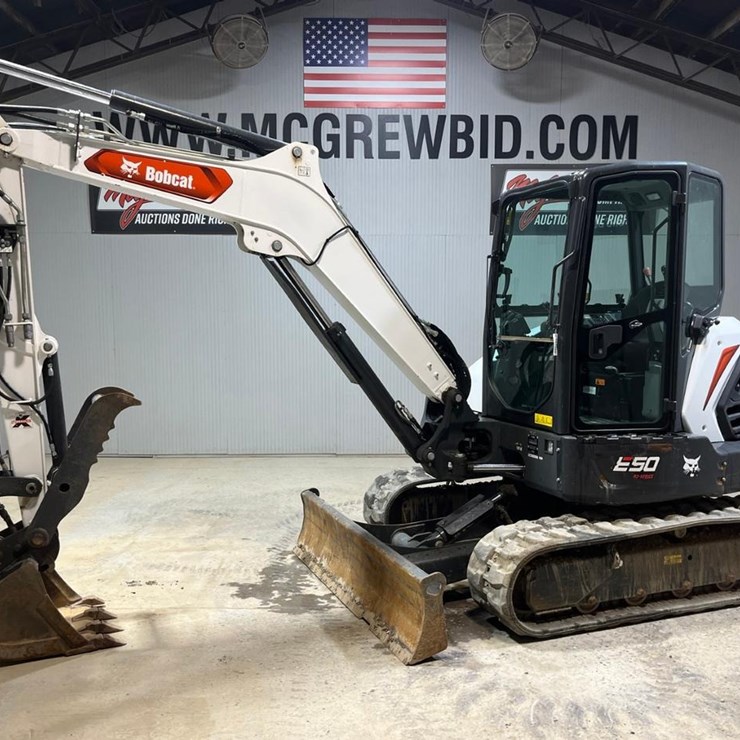 2022 BOBCAT E50