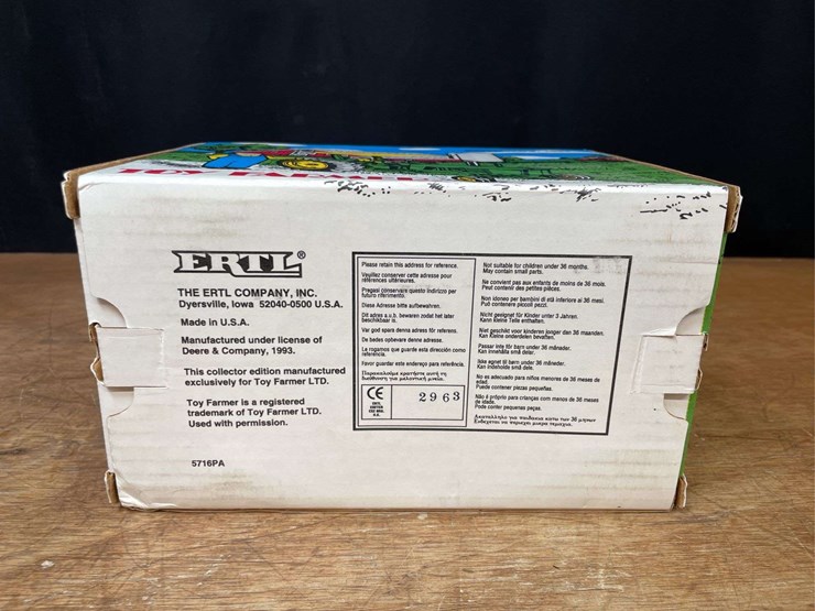 1/16-john-deere-4010-1993-nfts-nib-ertl-image-19