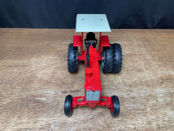 1/16-ih-1026-1997-sfts-nib-ertl-image-12