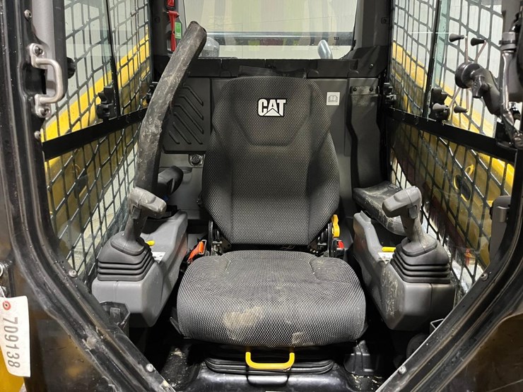 2024-caterpillar-255-skid-steer-loader-image-22