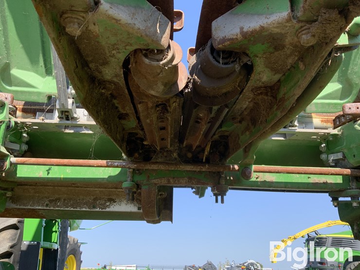 2018-john-deere-616c-image-14