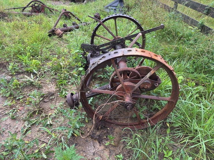 massey-harris-no.-33-sickle-mower-image-5