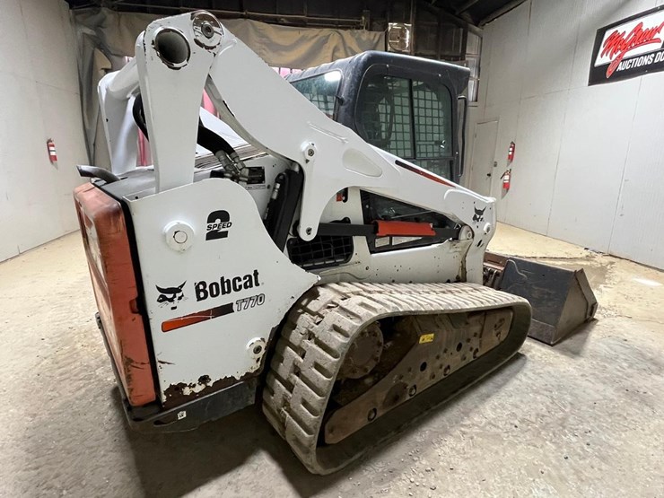 2015-bobcat-t770-image-5