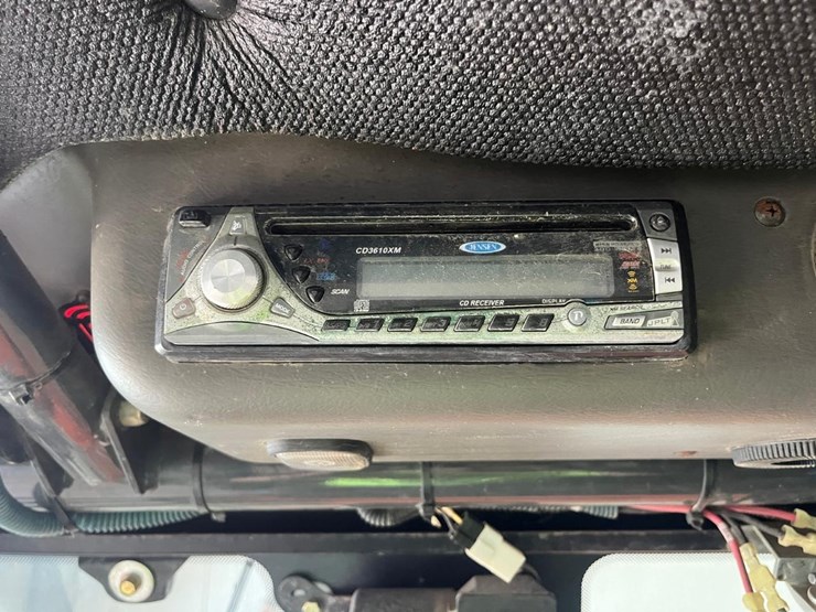 kubota-rtv900-image-26