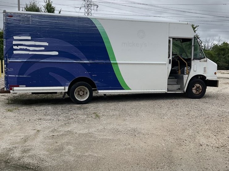 2007-freightliner-mt45-image-6