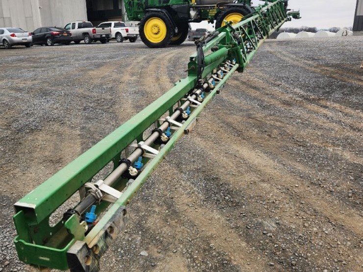 2023-john-deere-616r-image-11