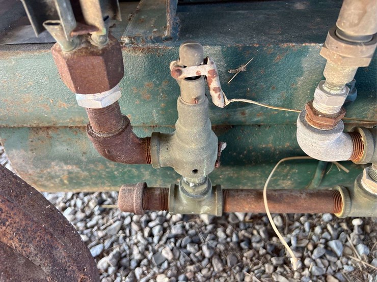 international-lb-engine-with-air-compressor-image-49