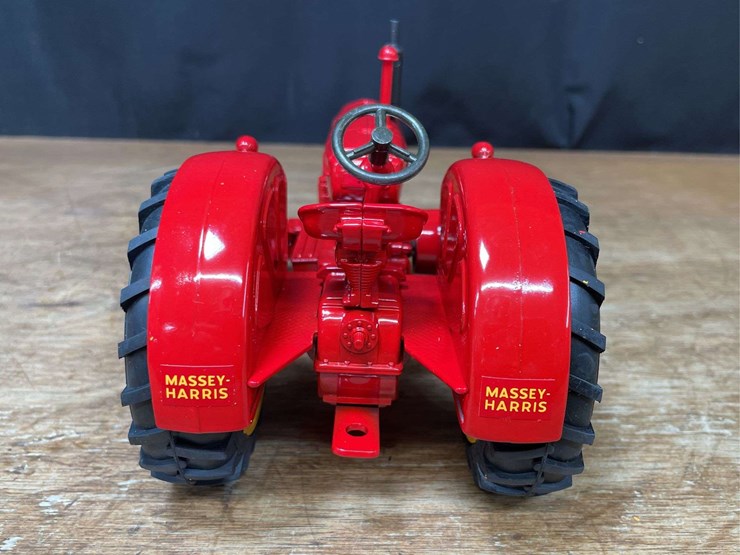 1/16-mh-55-1992-nfts-nib-ertl-image-6