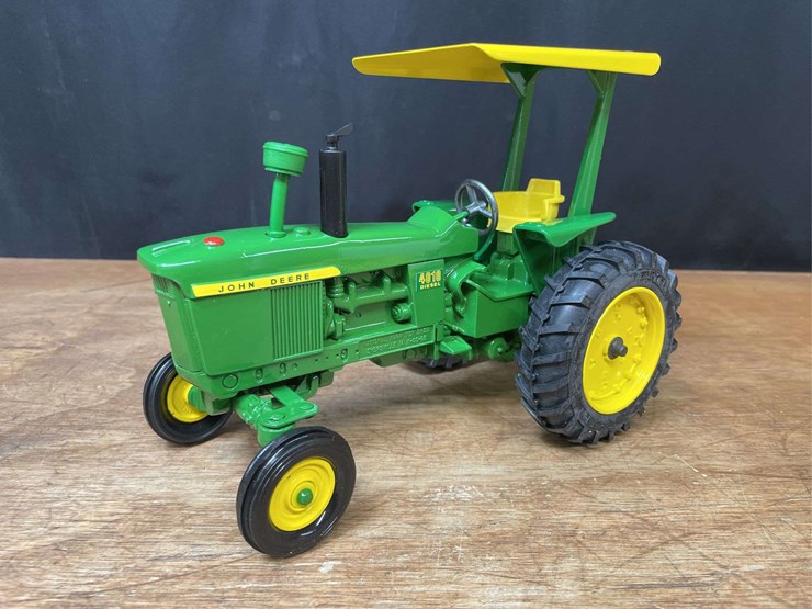 1/16-john-deere-4010-1993-nfts-nib-ertl-image-3