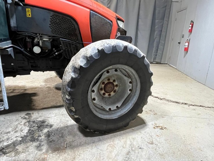 kubota-m6s-111shdc-image-16