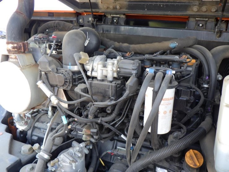 2021-doosan-dx85r-3-image-50