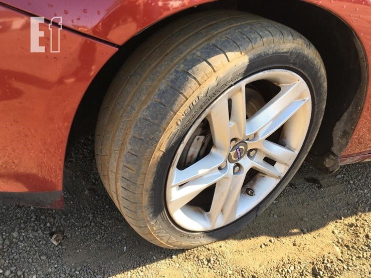 2014-volvo-s60-t5-image-13
