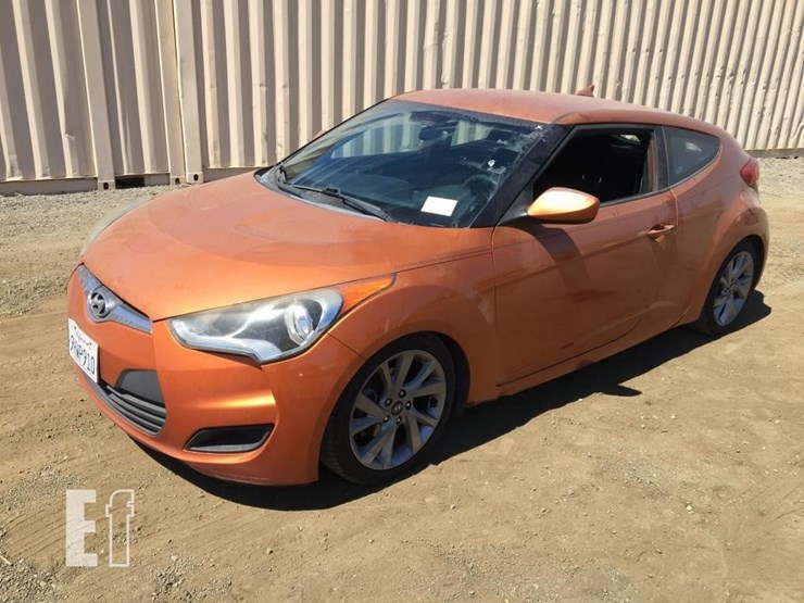 2016-hyundai-veloster-image-1
