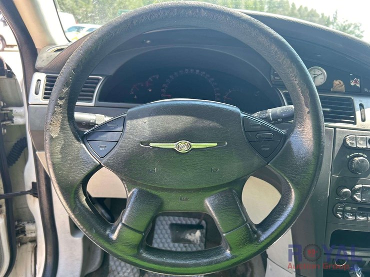 2007-chrysler-pacifica-image-13
