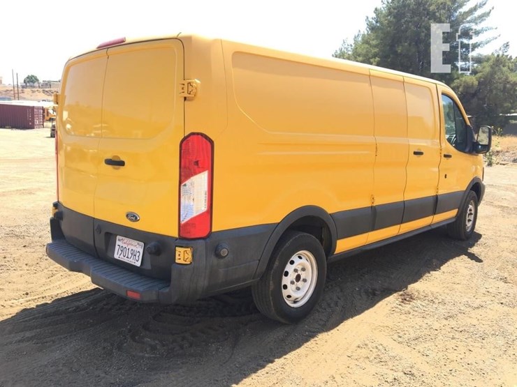 2016-ford-transit-image-3
