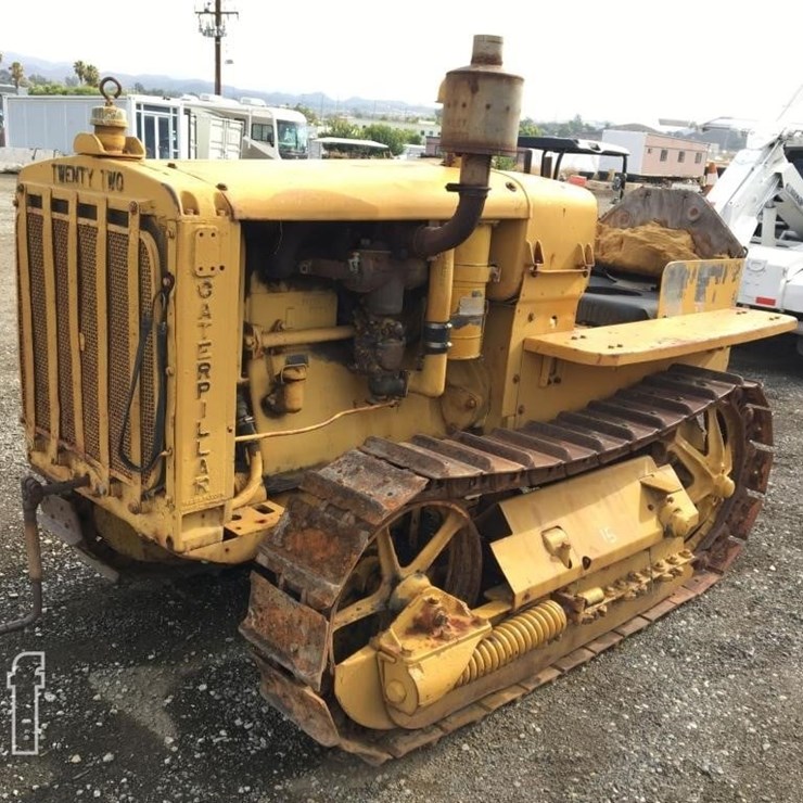 CATERPILLAR TWENTY TWO