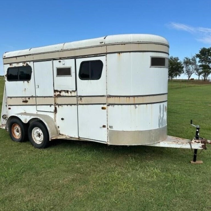 1993 Tru-Trail 2 Horse Trailer